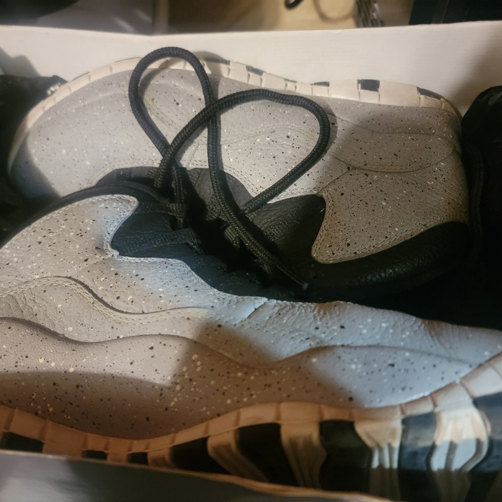 Nike Speckled Gray Sneakers retro 10